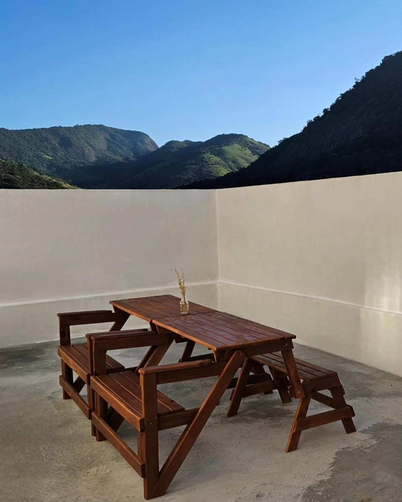 Cantinho Na Serra - Apartamento Santa Maria Madalena Esterno foto