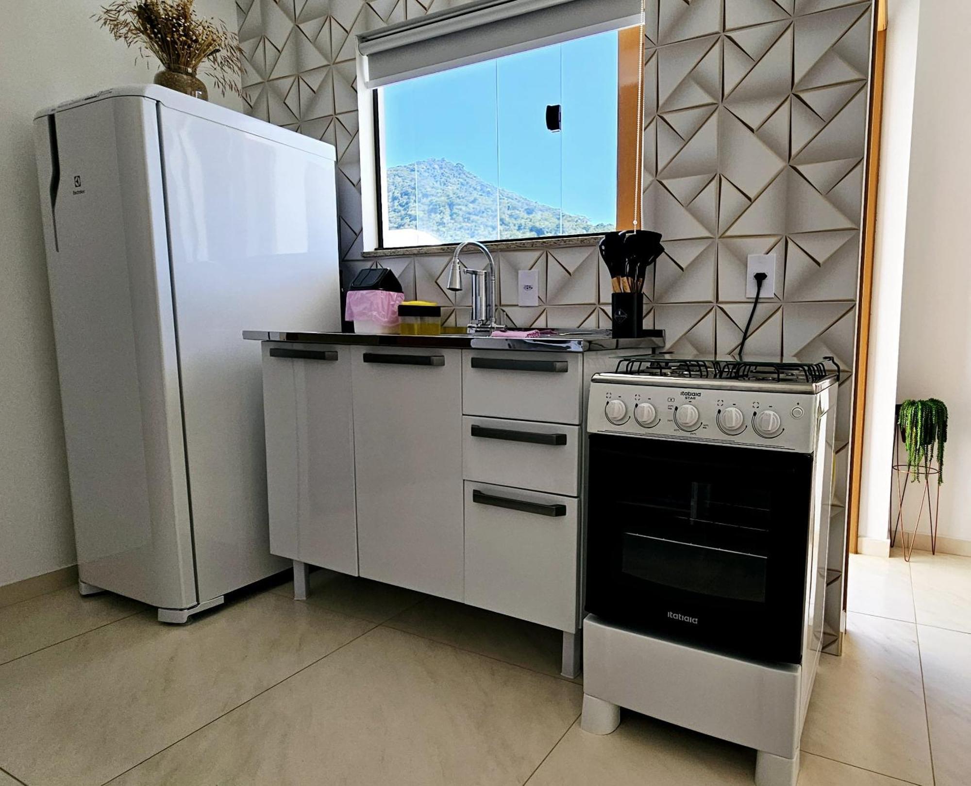 Cantinho Na Serra - Apartamento Santa Maria Madalena Esterno foto
